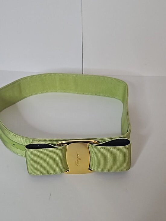 Salvatore Ferragamo Vara Bow Lime Green Belt Gold Tone Buckle XS Made in Italy main image 7